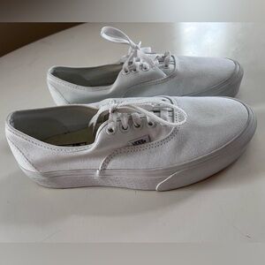 Vans Women’s White Platform Authentics, sz 9.5